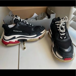 Balenciaga Triple S - Black/White/Red